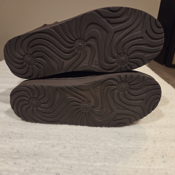 Brown Suede Boots - Picture 6 of 6